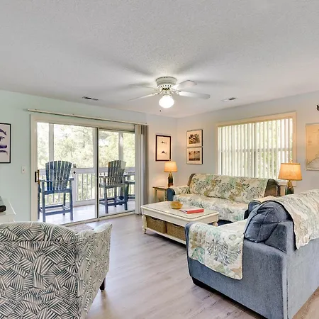 Southport Resort Condo With Deck And Pool Access